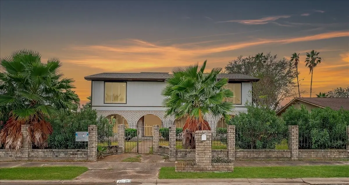4621 Greensboro Drive, Corpus Christi, TX 78413 - #1