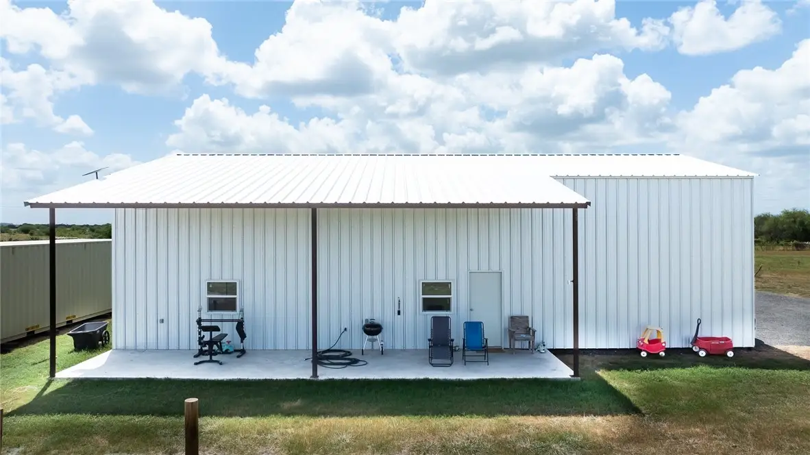 266 County Road 384, George West, TX 78022 - #1