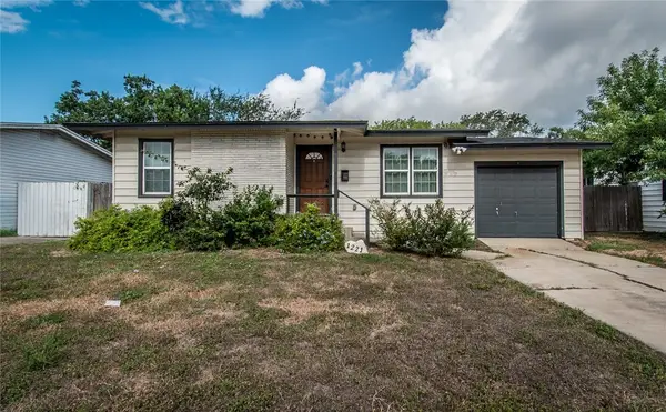 1221 Vance Drive, Corpus Christi, TX 78412