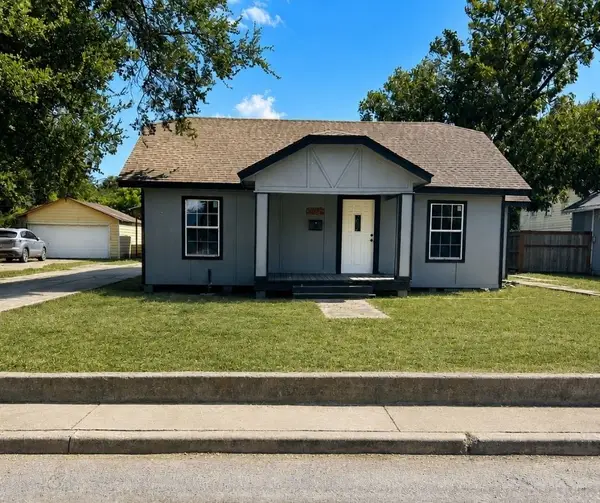 1020 E 5th Street, Alice, TX 78332