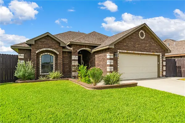 1991 The Park Drive, Kingsville, TX 78363