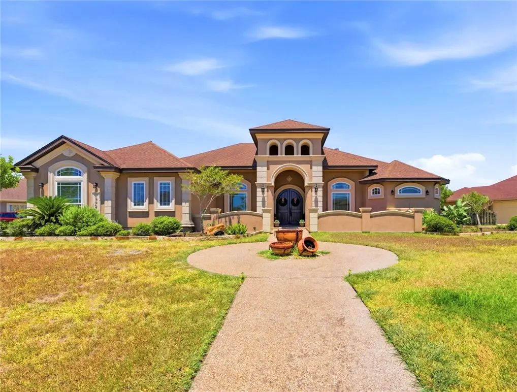 8401 Lago Vista Drive, Corpus Christi, TX 78414 - #1