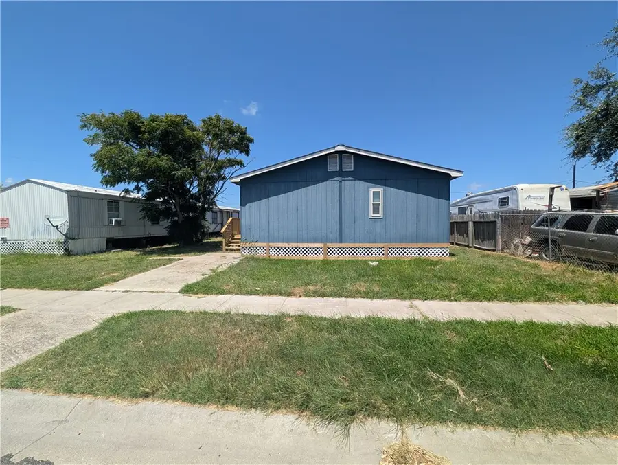 933 Grand View Street, Corpus Christi, TX 78418 - #2