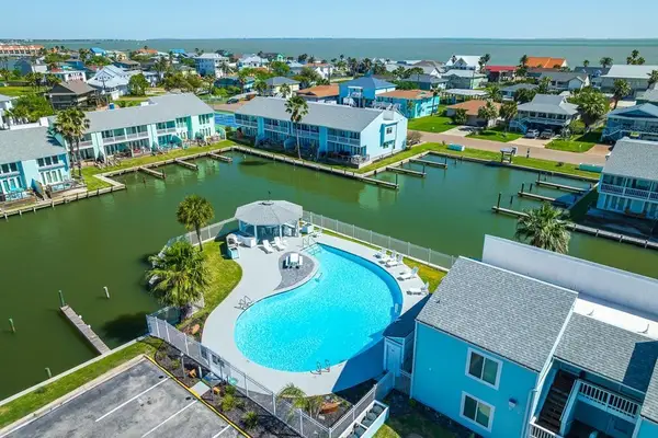 911 Sandollar, Rockport, TX 78382