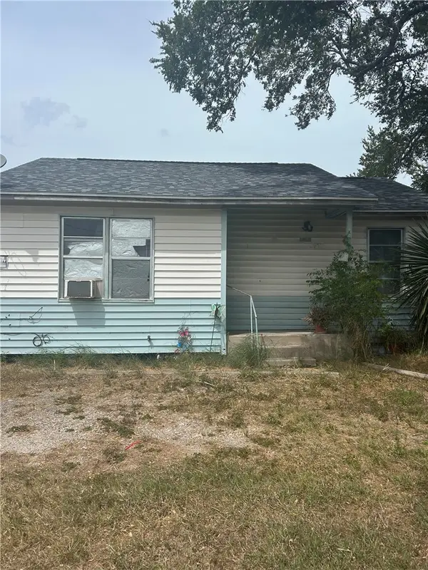 5102 Williams Drive, Corpus Christi, TX 78411