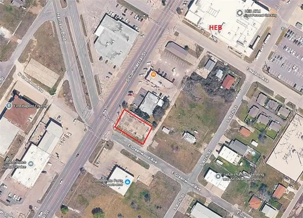 559 S Commercial Street, Aransas Pass, TX 78336