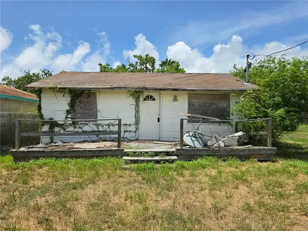 413 N 7th Street, Fulton, TX 78358