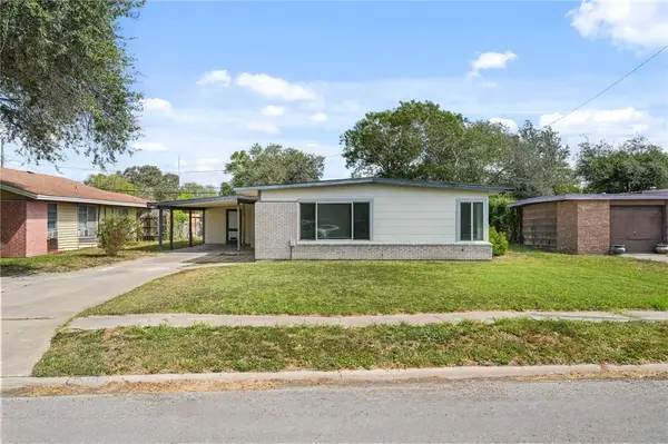 1514 E Johnston Avenue, Kingsville, TX 78363