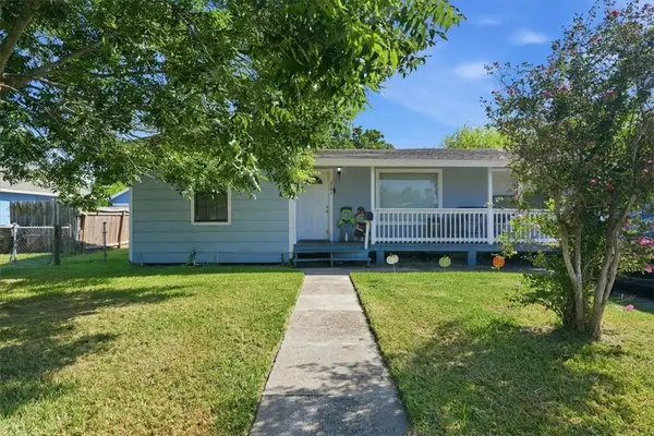 2701 Nemec Street, Corpus Christi, TX 78415