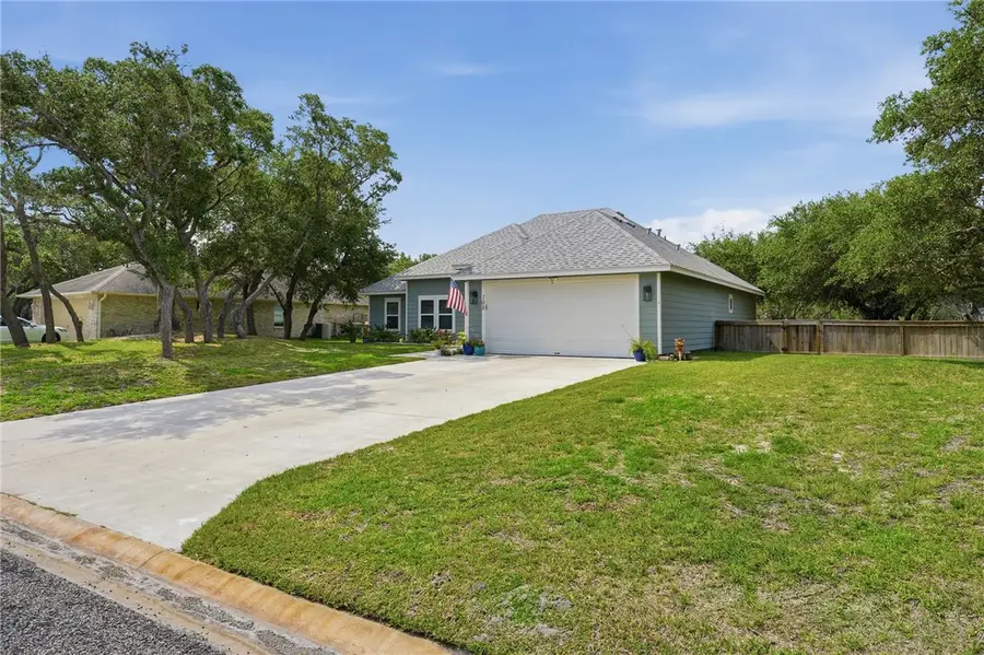 108 S Sierra Woods, Rockport, TX 78382 - #2