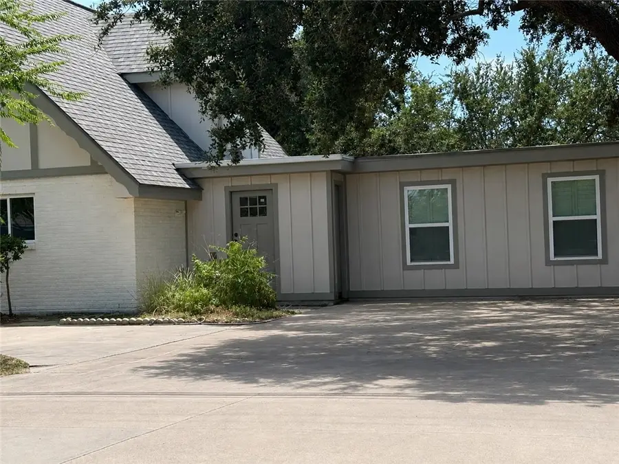 305 Caribbean Drive, Corpus Christi, TX 78418 - #3