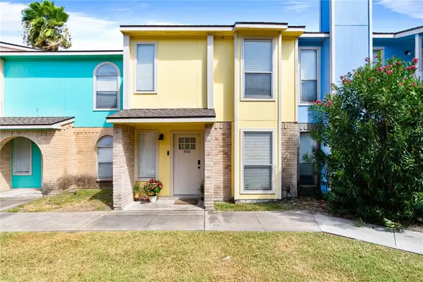 6702 Everhart Road #F102, Corpus Christi, TX 78413