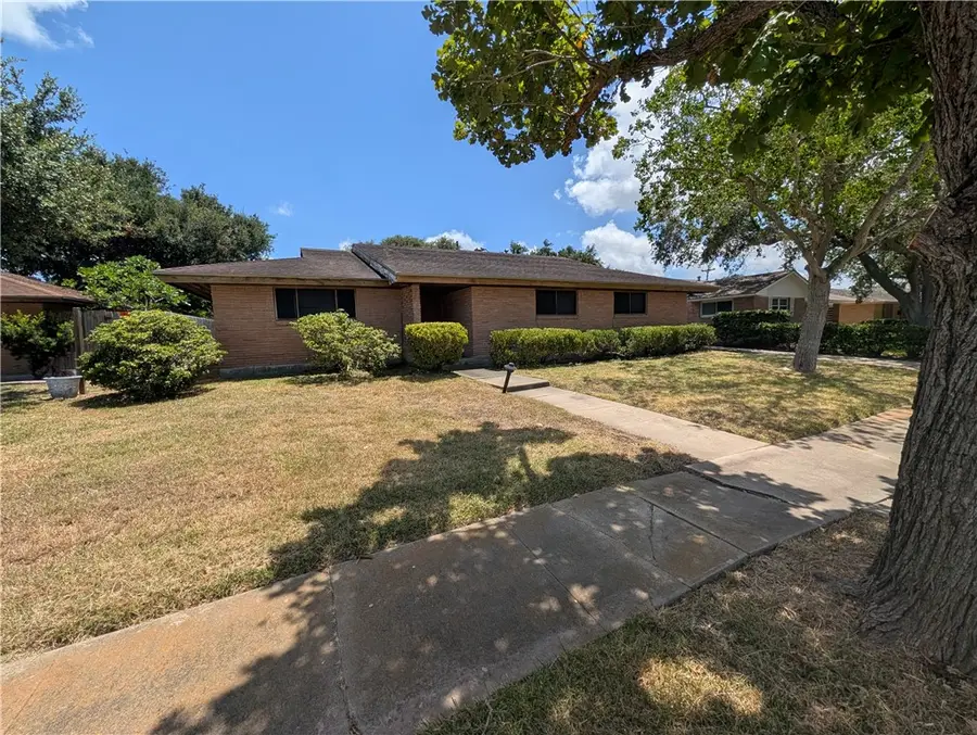 409 Ashland Drive, Corpus Christi, TX 78412 - #3