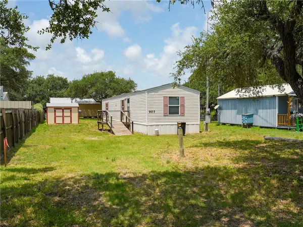 907 N 10th Street, Fulton, TX 78358