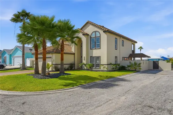 111 Angelfish Court, Aransas Pass, TX 78336