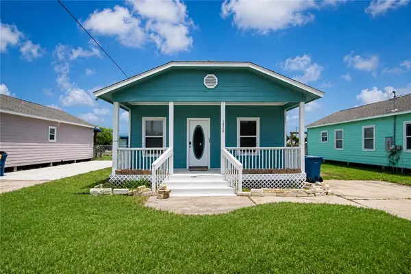 1820 Highway 35 S, Rockport, TX 78382