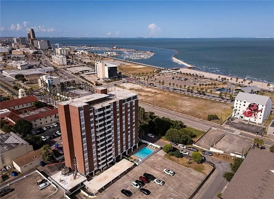 715 S S. Upper Broadway Street S #305, Corpus Christi, TX 78401 - #3