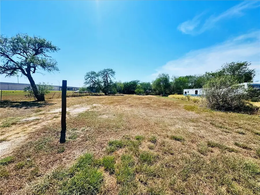 217 Rusk Street, Corpus Christi, TX 78406 - #2