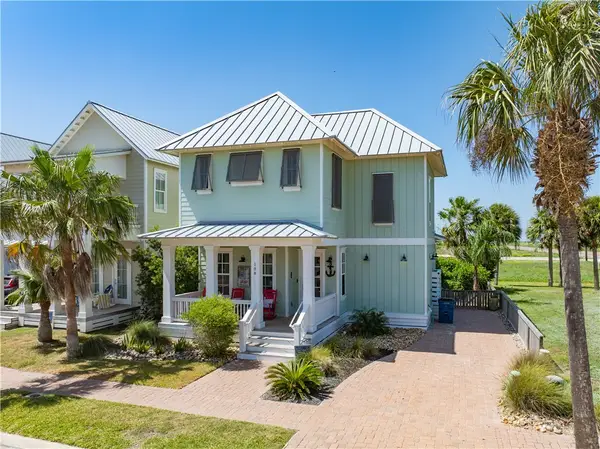 108 Bent Grass Drive, Port Aransas, TX 78373