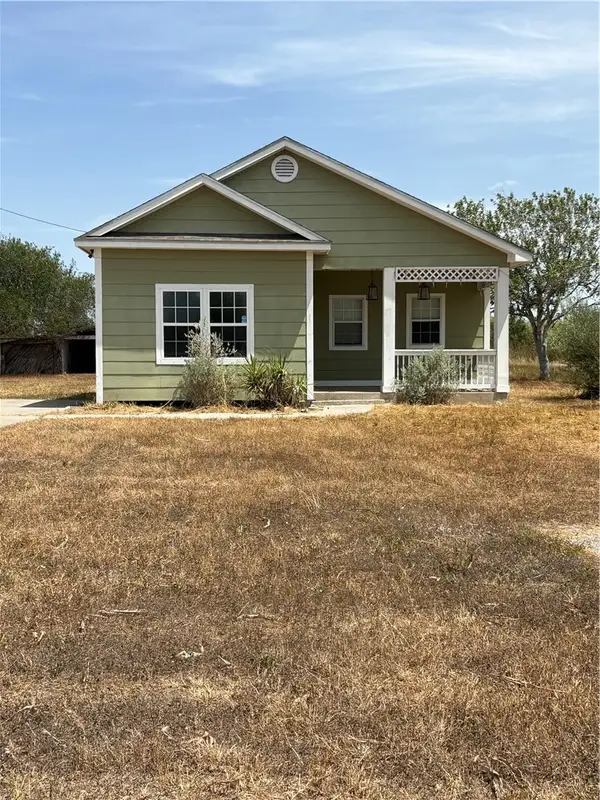 131 W Oregon Street, Bishop, TX 78343