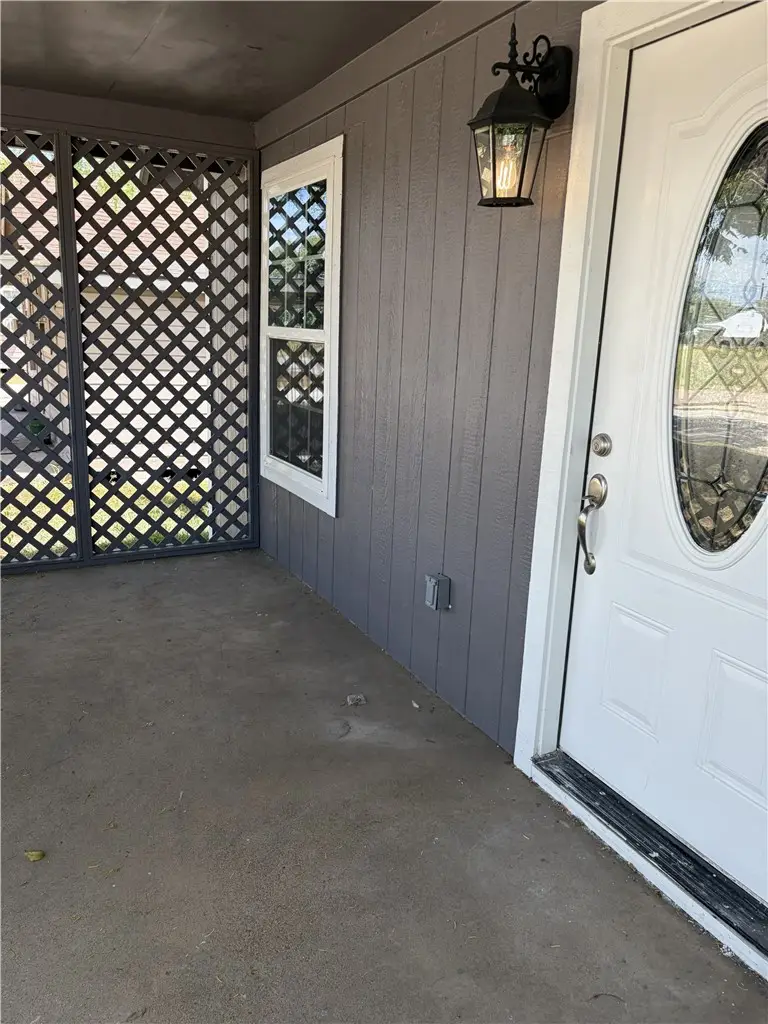 510 N Adams, Alice, TX 78332 - #3