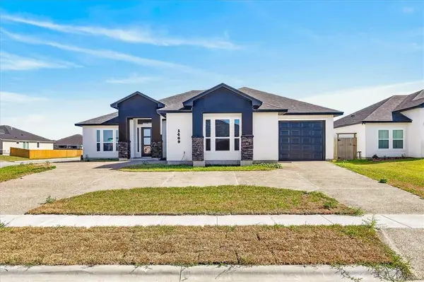 1469 Dragonstone Court, Corpus Christi, TX 78415