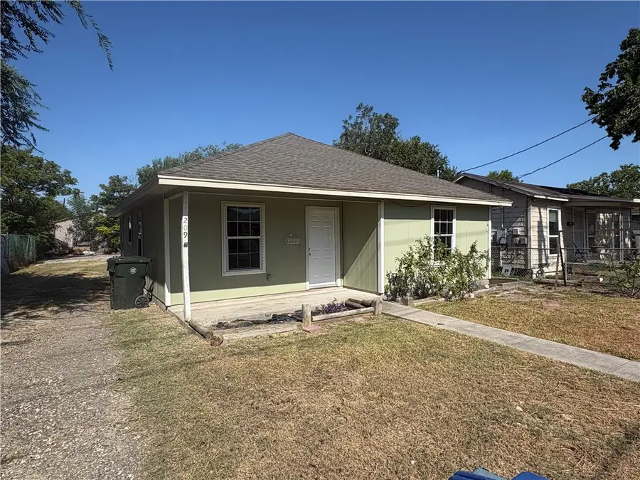 209 Virginia Avenue, Corpus Christi, TX 78405 - #2