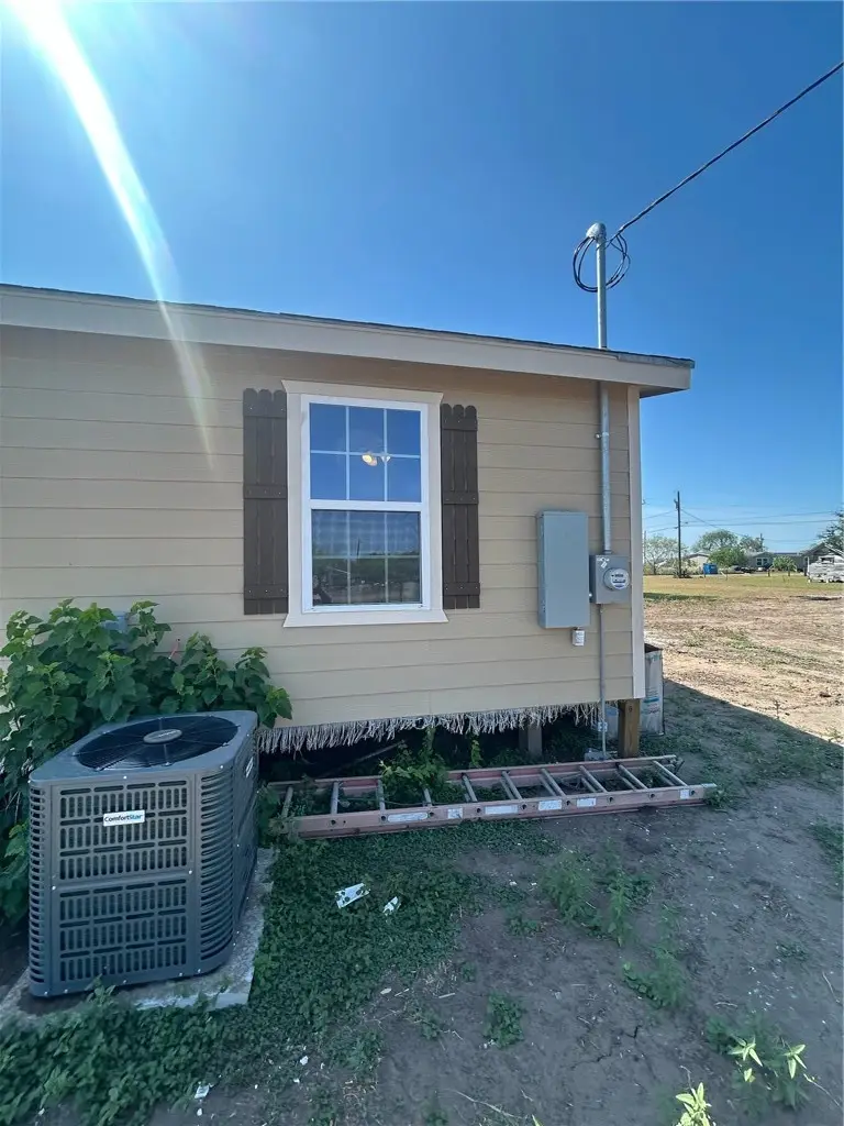 Address Withheld By Seller, Beeville, TX 78102 - #3