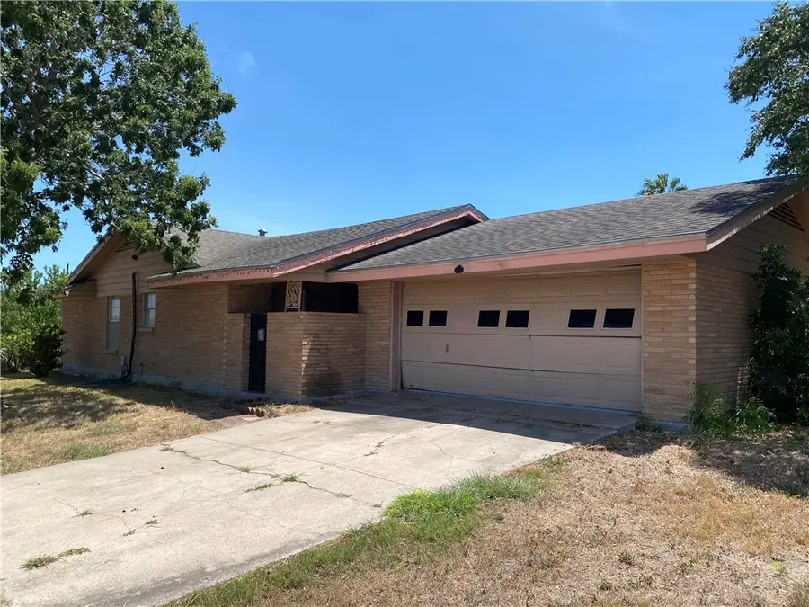 4401 Omalley Drive, Corpus Christi, TX 78413 - #2
