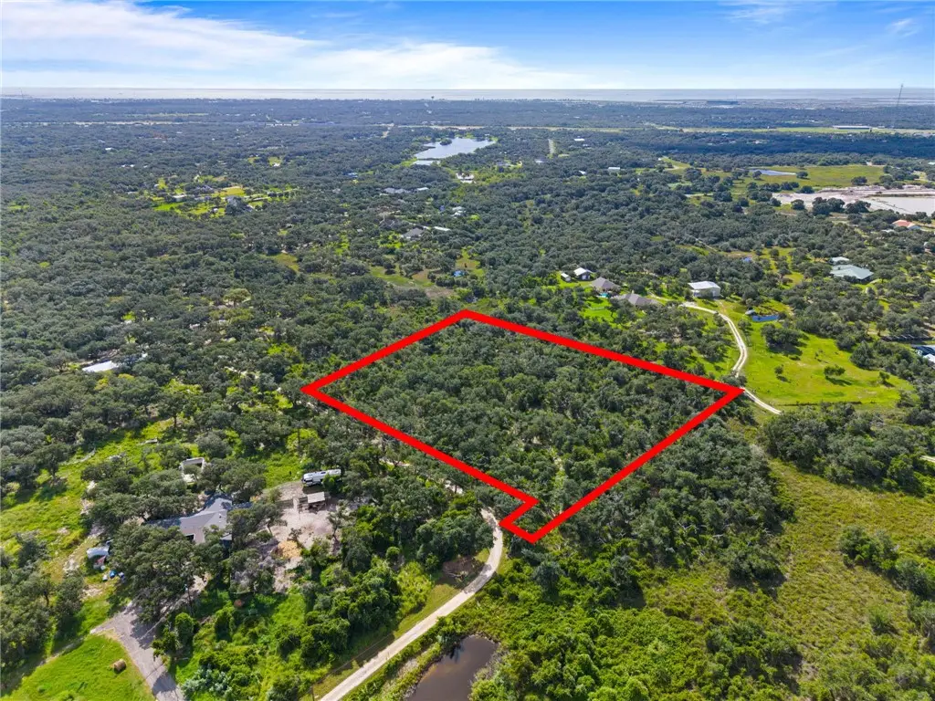 170 Dustin Ln, Rockport, TX 78382 - #1