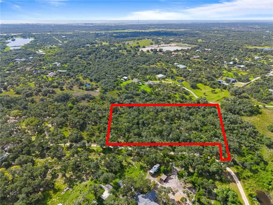 170 Dustin Ln, Rockport, TX 78382 - #2