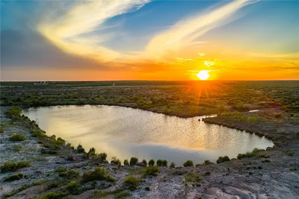 2750 Fm 624, Tilden, TX 78072