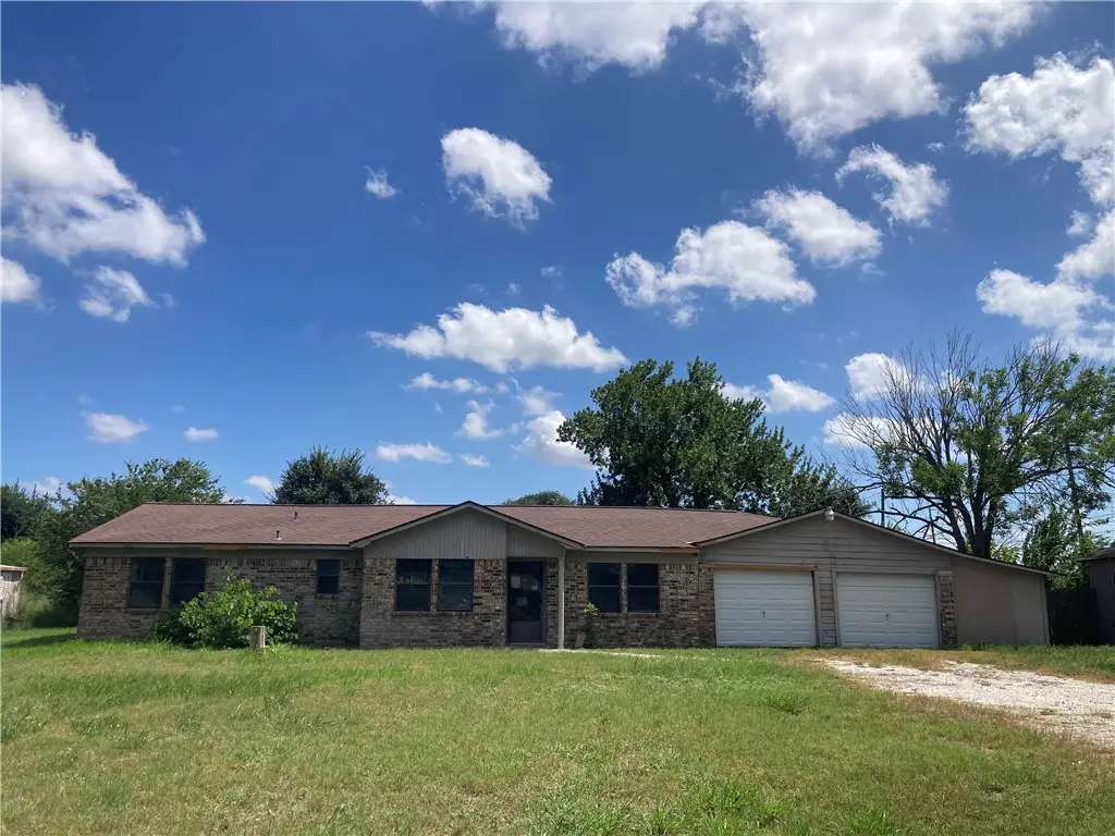 102 Rogers Street, Woodsboro, TX 78393 - #1