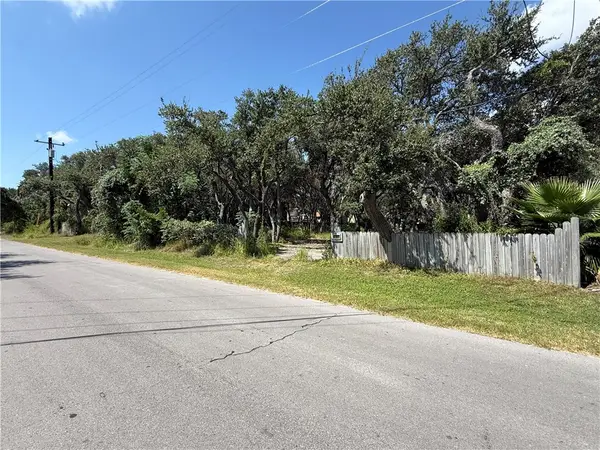 601 N 10th Street, Fulton, TX 78358