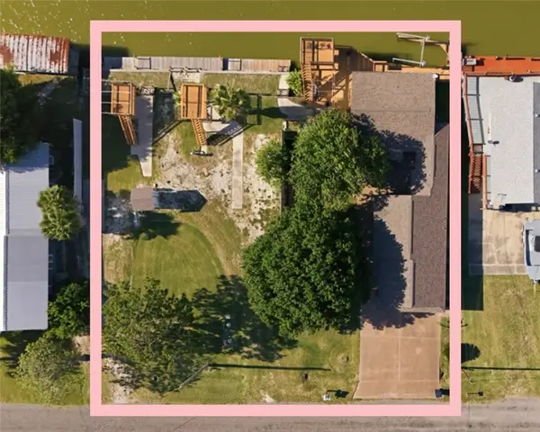 814 Rattlesnake Point, Rockport, TX 78382