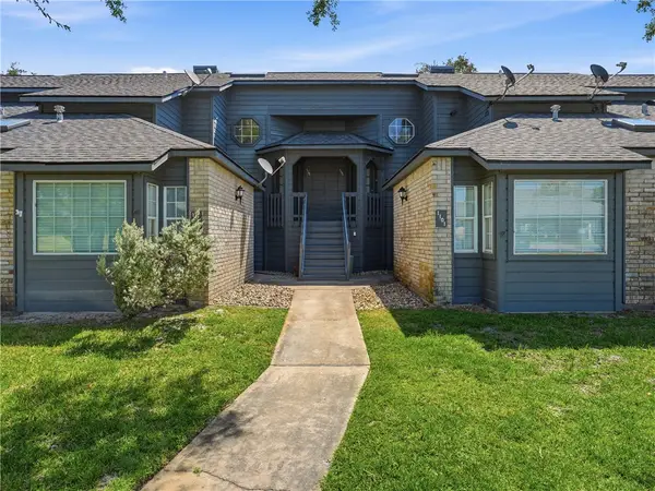 210 Oak Bay Street #1102, Rockport, TX 78382