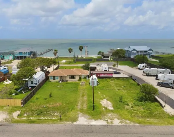 16 Copano Ridge, Rockport, TX 78382