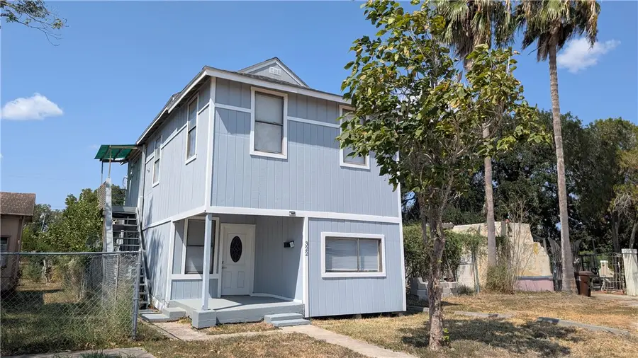 322 E Henrietta Avenue, Kingsville, TX 78363 - #2