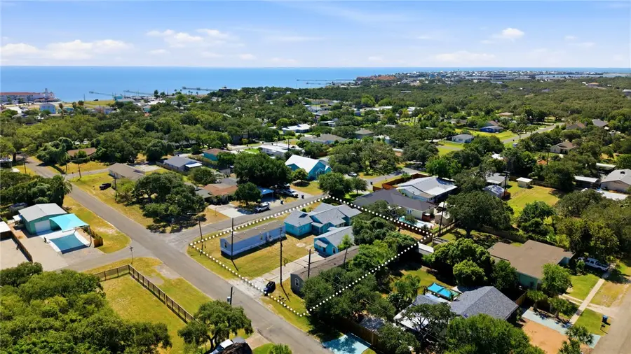 203 S 6th Street, Rockport, TX 78382 - #3