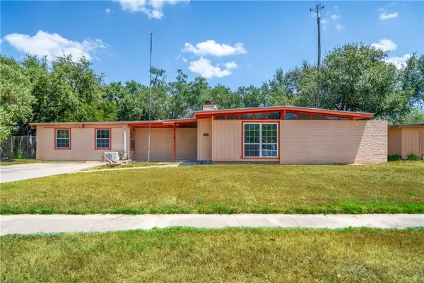 722 Santa Anita Drive, Kingsville, TX 78363