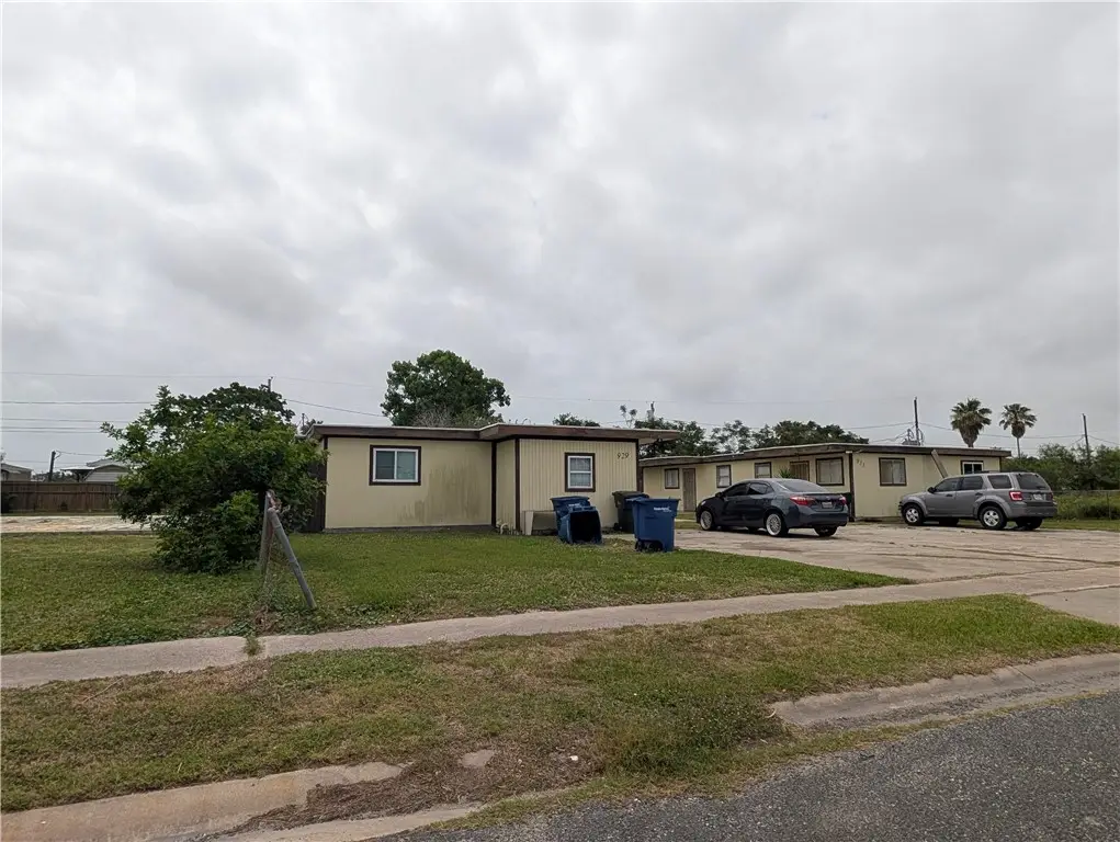 929 Mcdonald Street, Corpus Christi, TX 78418 - #1