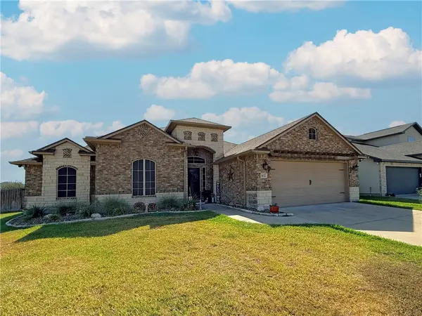 102 Chiman Drive, Portland, TX 78374