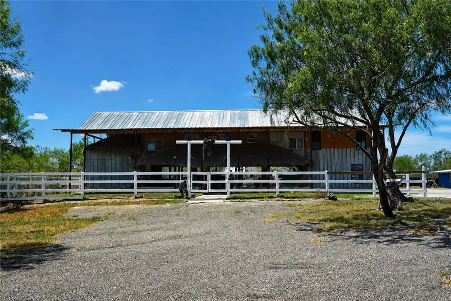 2325 E Highway 285, Falfurrias, TX 78355 - #3
