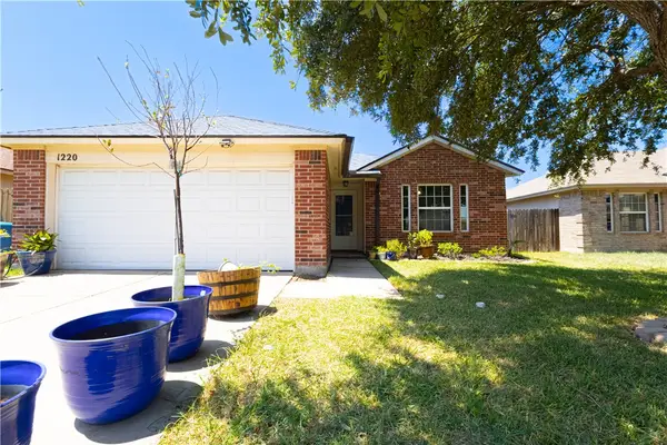 1220 Sacramento, Portland, TX 78374