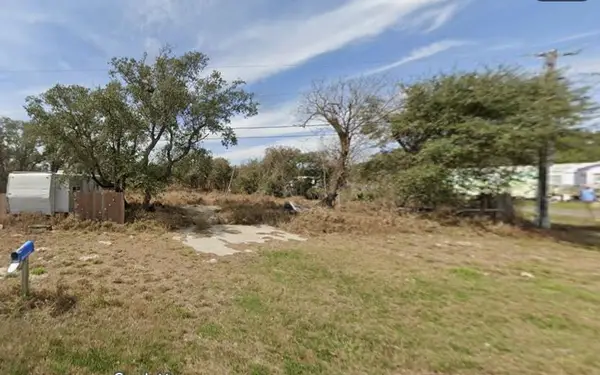 219 Stanley Street, Rockport, TX 78382