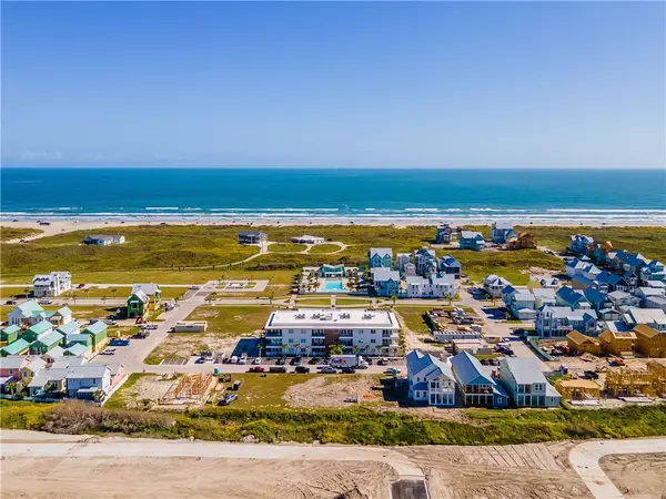 630 W Center Square W #205, Port Aransas, TX 78373