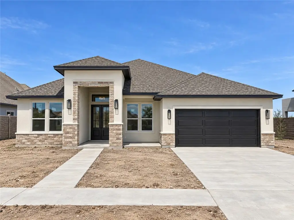 2201 Shoreline Vista Dr., Corpus Christi, TX 78418 - #1