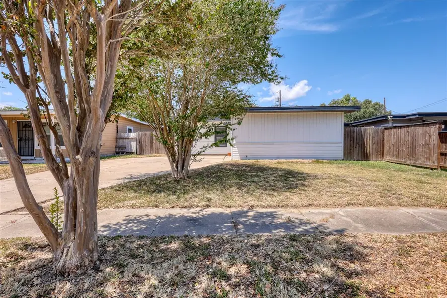 4346 Amherst Drive, Corpus Christi, TX 78412 - #3