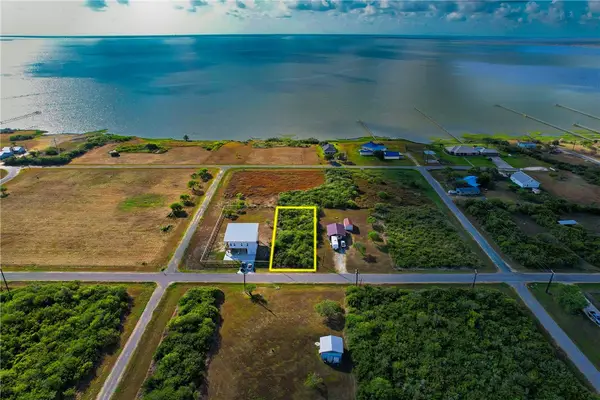 1510B & 1512 Second St., Bayside, TX 78340