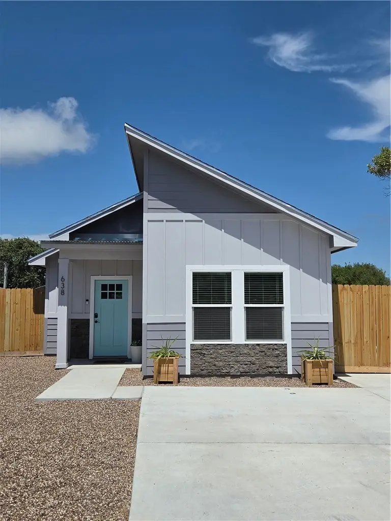 638 Claride Street, Corpus Christi, TX 78418 - #1